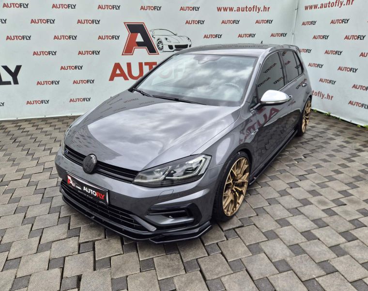 VW Golf 7.5 R 4Motion DSG, Dynaudio, ACC, Kamera, Virtual, Koža, 19"