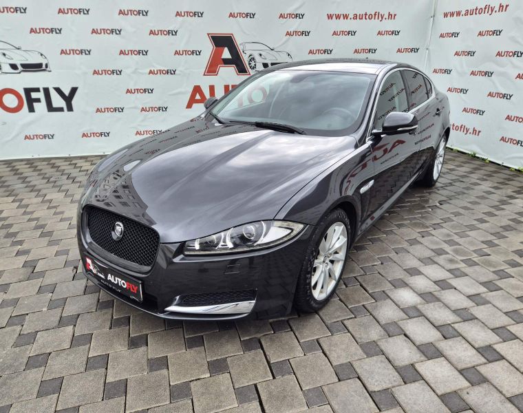 Jaguar XF 2.2 D automatik, Kamera, Meridian, Koža, Tempomat, Navi, 18"