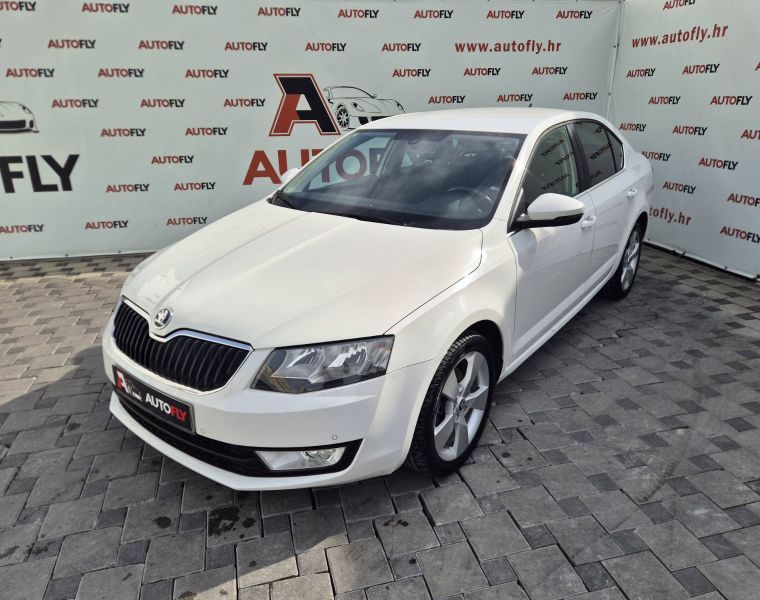 Škoda Octavia 1.6 TDI DSG, Koža, Navi, PDC, Klima, registriran, 17"