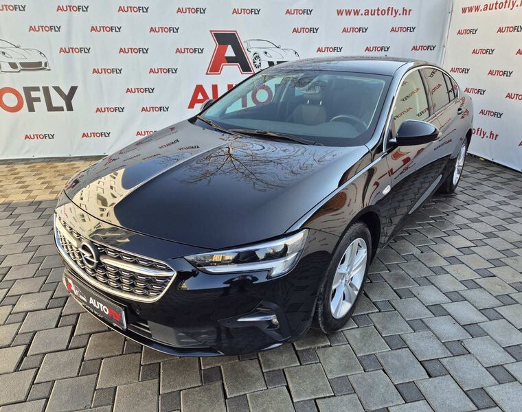 Opel Insignia 2.0 CDTI Grand Sport automatik, Led, Kamera, Navi, 17"