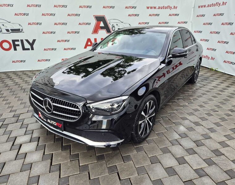 Mercedes-Benz E-klasa 300e Avantgarde, Distronic, Kamera, Widescreen