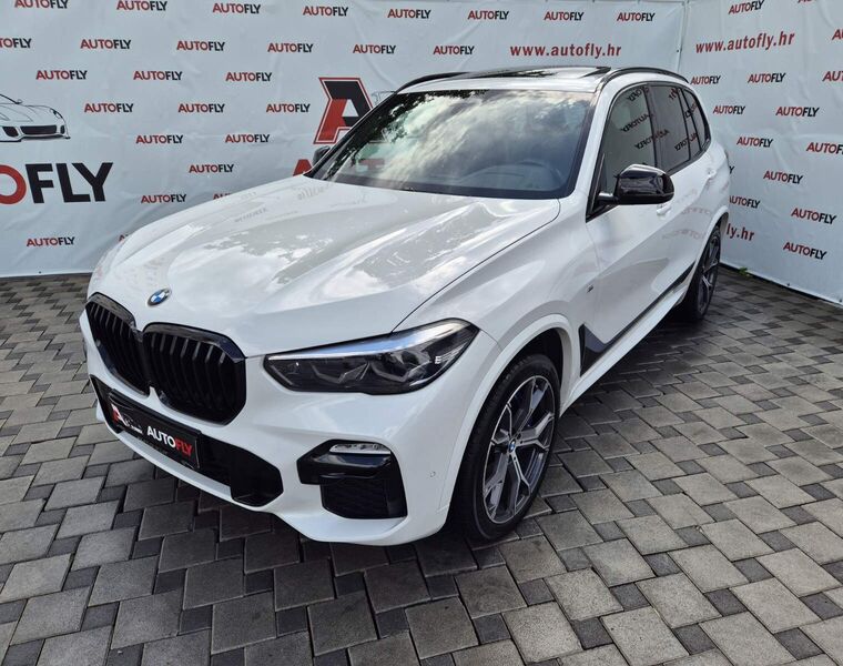 BMW X5 xDrive30d M-paket, Shadow, Swarovski, ACC, H/K, KeylessGO, 21"