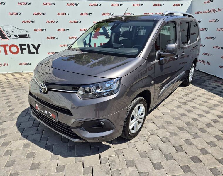Toyota Proace City Verso 130ks, automatik, HR auto, Kamera, PDC, u PDV