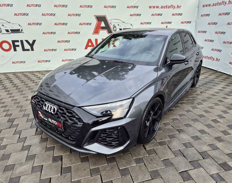 Audi RS3 Quattro Sportback, Black Edition, Matrix, ACC, Virtual, 19"
