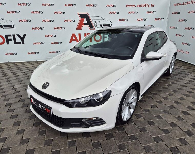 VW Scirocco 2.0 TDI, Navigacija, Bixenon, MF volan, PDC, 18"alu