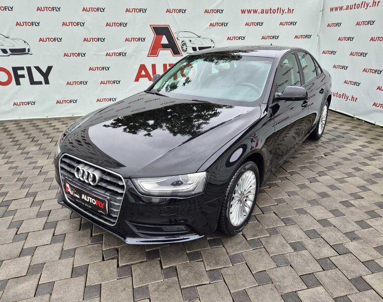 Audi A4 2.0 TDI automatik, Tempomat, Navigacija, PDC, Koža, 17"