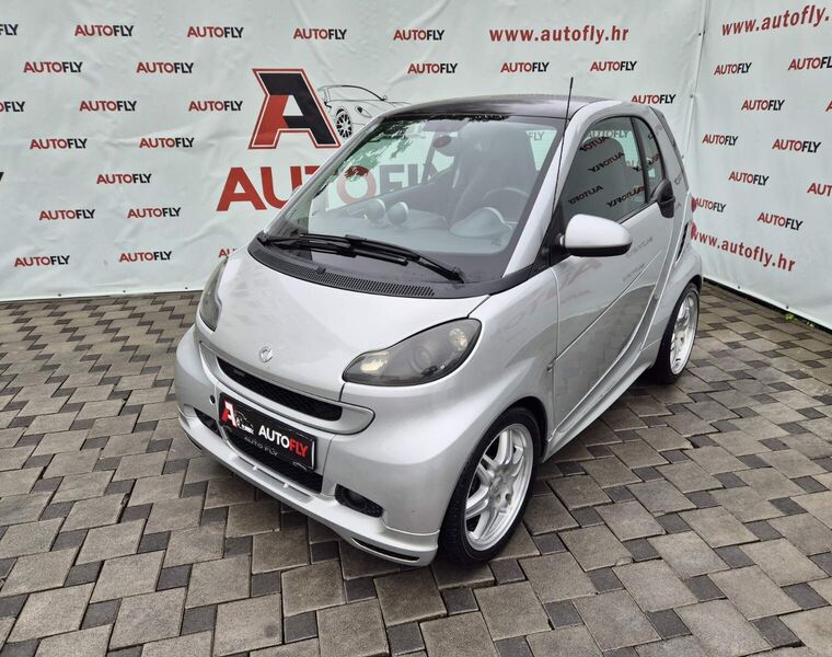 Smart fortwo coupe Brabus, HR auto, Stakleni krov, Koža, Navi, 17"alu