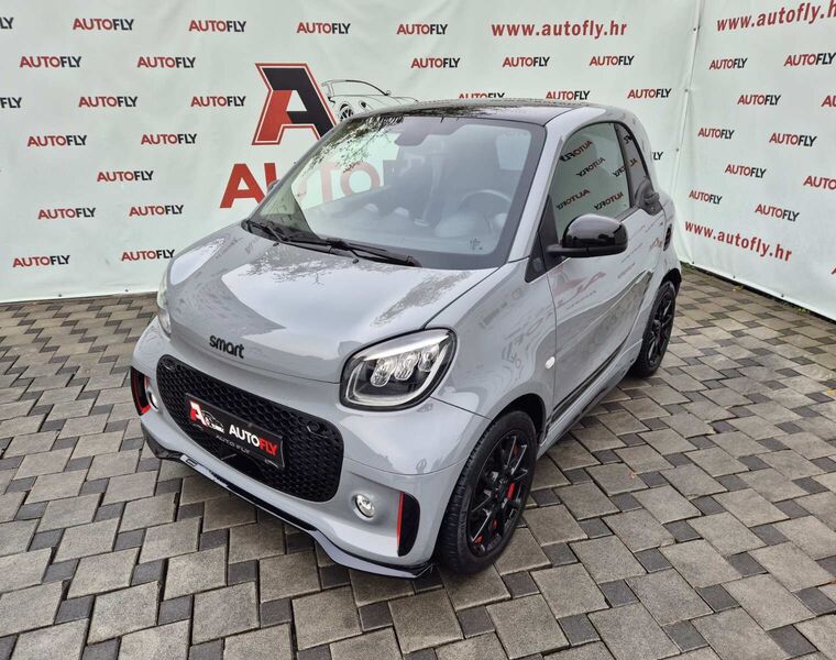 Smart EQ fortwo Edition one, Kamera, Led, Stakleni krov, Koža, Navi