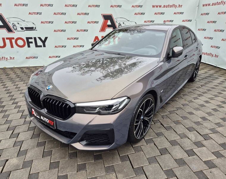 BMW serija 5 520d LCI M-paket, Led, 360 Kamera, HeadUP, Koža, 20" alu