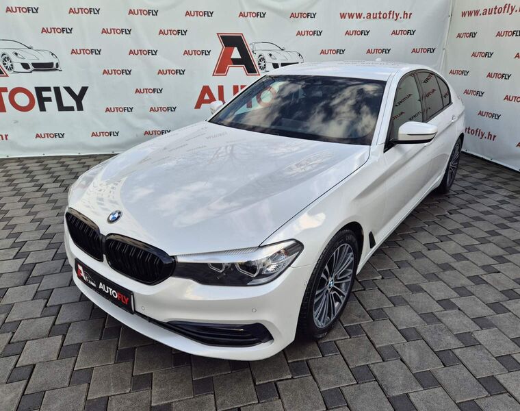 BMW serija 5 520d Sportline, Kamera, Led, Navigacija, PDC, Koža,18"