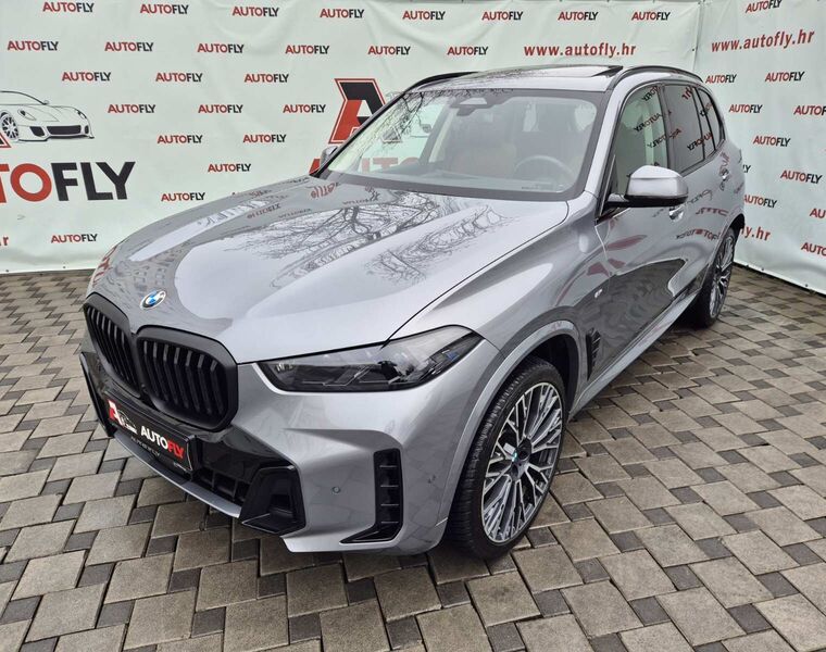 BMW X5 xDrive30d M-paket, Shadowline, Pano, Kamera, Led, u PDV-u, 22"