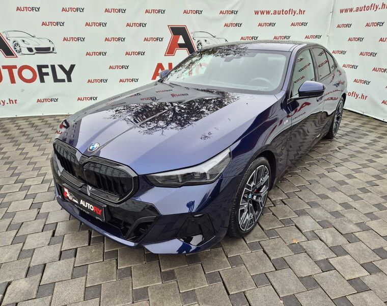 BMW serija 5 520d xDrive M PRO paket, H/K, Led, 360kam, ACC, 20"