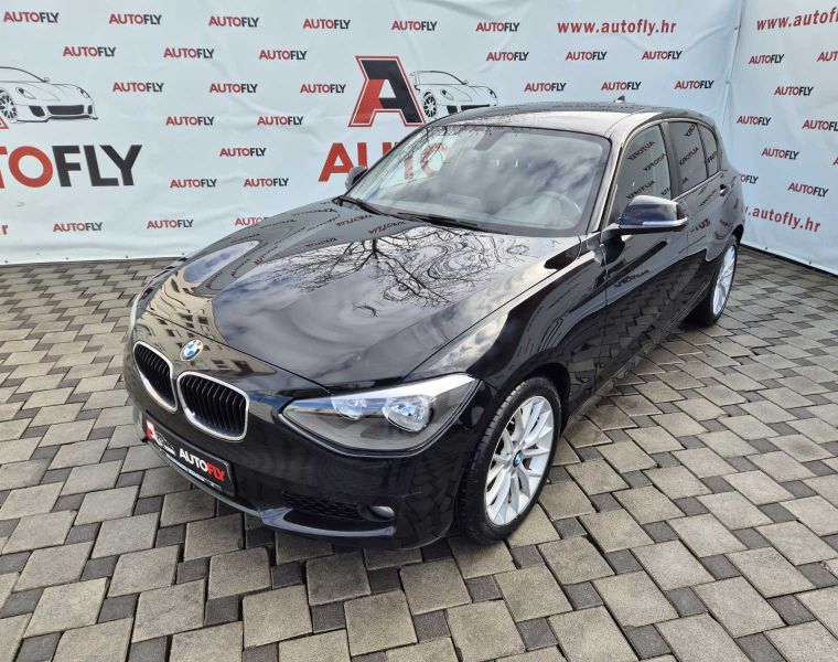 BMW serija 1 118d, Navigacija, PDC, MF volan, 17"alu