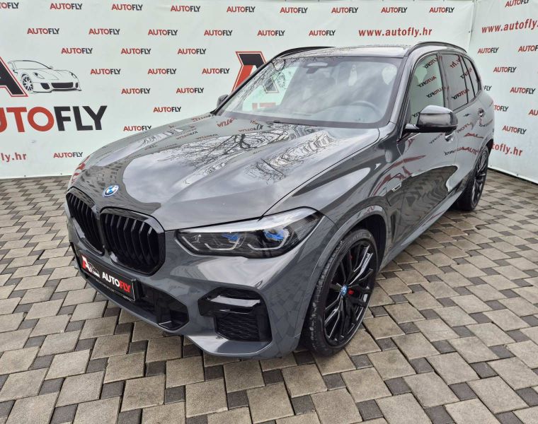 BMW X5 xDrive45e M-sport Individual, Shadow, Laser, 360kam, PDV, 22"