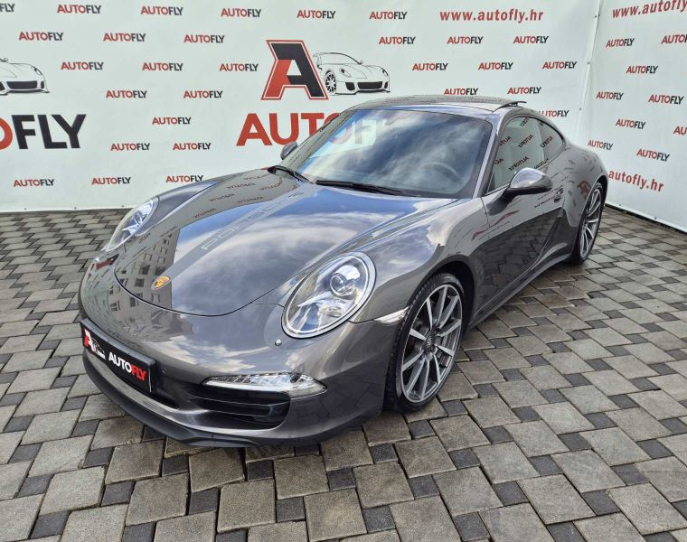 Porsche 911 Carrera 4 Coupe PDK, Pano, Kamera, Tempomat, Navi, 20"