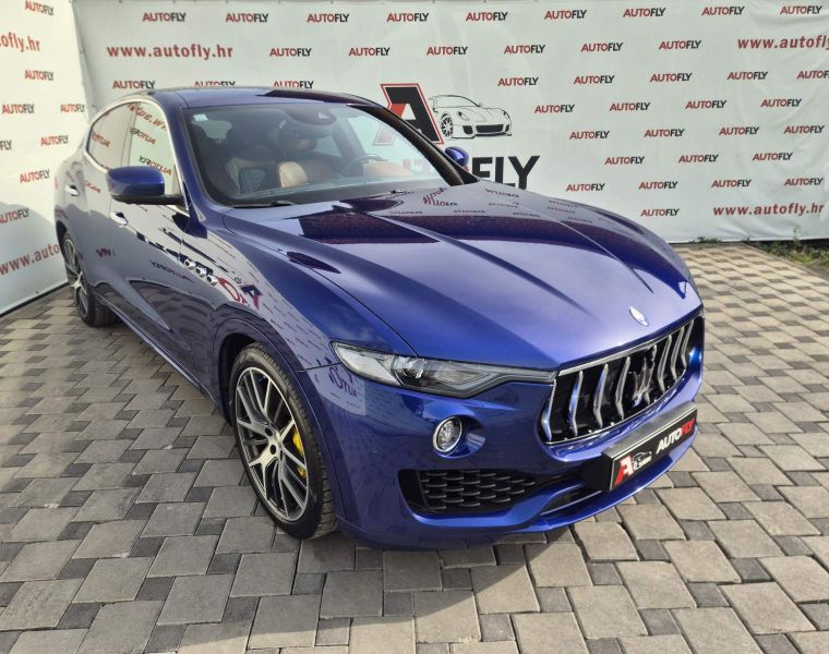 Maserati Levante 3.0 SQ4 Zegna edition, B&W, ACC, Kamera, 21"alu