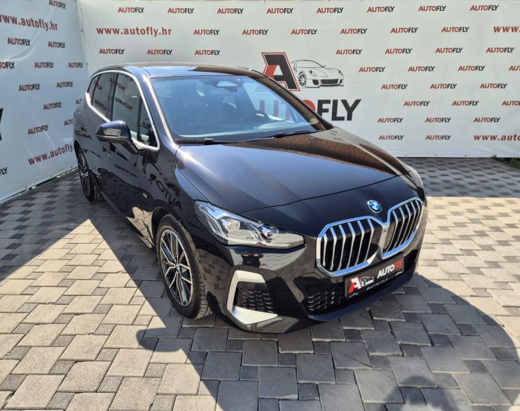 BMW serija 2 Active Tourer 218d M-paket automatik, Kamera, PDV, 18"