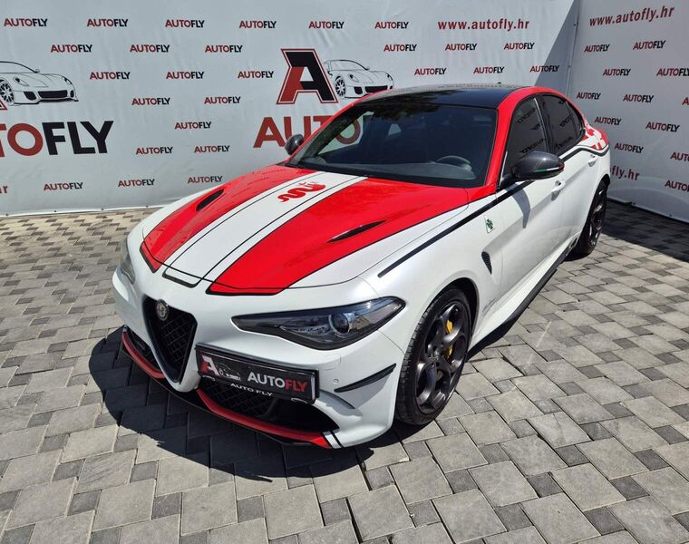 Alfa Romeo Giulia Quadrifoglio 2.9 V6 Racing Edition