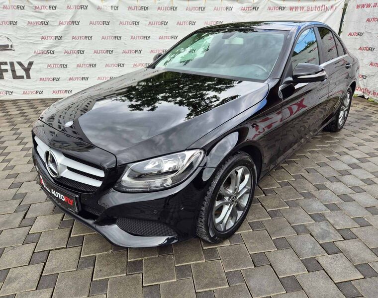 Mercedes-Benz C-klasa 180d, Tempomat, PDC, registriran, 17" alu