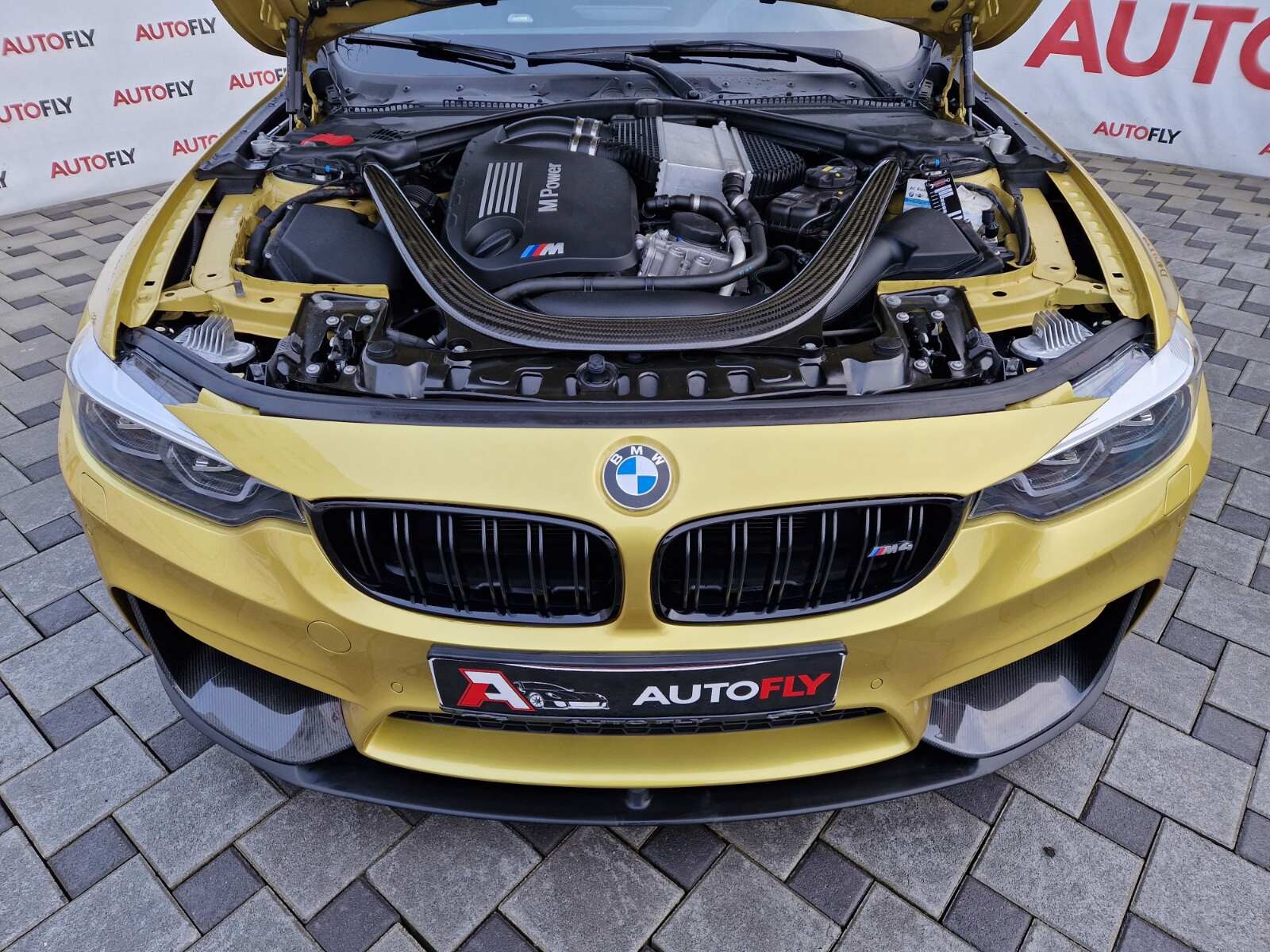 BMW M4 DKG, Carbon, Head UP
